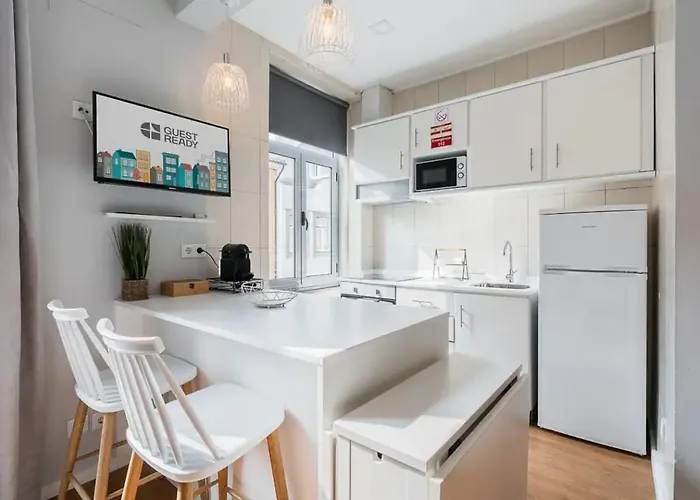 Cosy House In Porto Marina